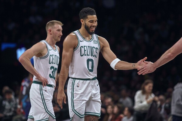 Jayson Tatum scores 10 000th career point with Celtics AP News